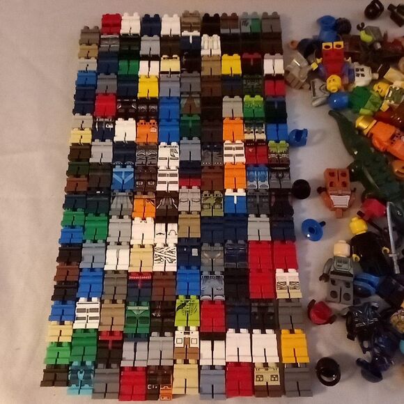 Lego Minifigure Parts Accessories Pieces Bulk Minifigures Mixed Lot WYSIWYG - Picture 2 of 8